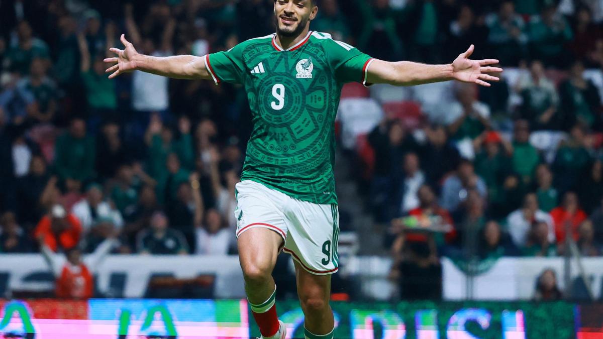 Raúl Jiménez, un discurso y la promesa cumplida de los goles en el juego ante Ecuador