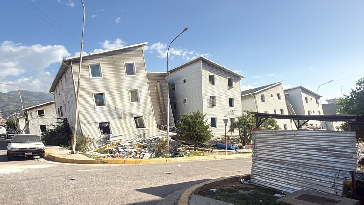 Casas antisísmicas de Hugo Chávez son tumbas tras sismos Venezuela