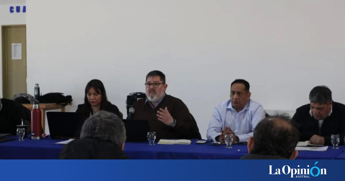 Conflicto policial en Santa Cruz: El Gobierno aseguró que "realizó su máximo esfuerzo" en la oferta salarial y se volverá a reunir la próxima semana