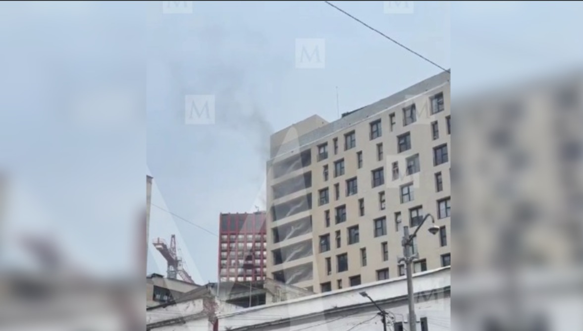 Incendio en edificio de la Cuauhtémoc-rescatan a personas