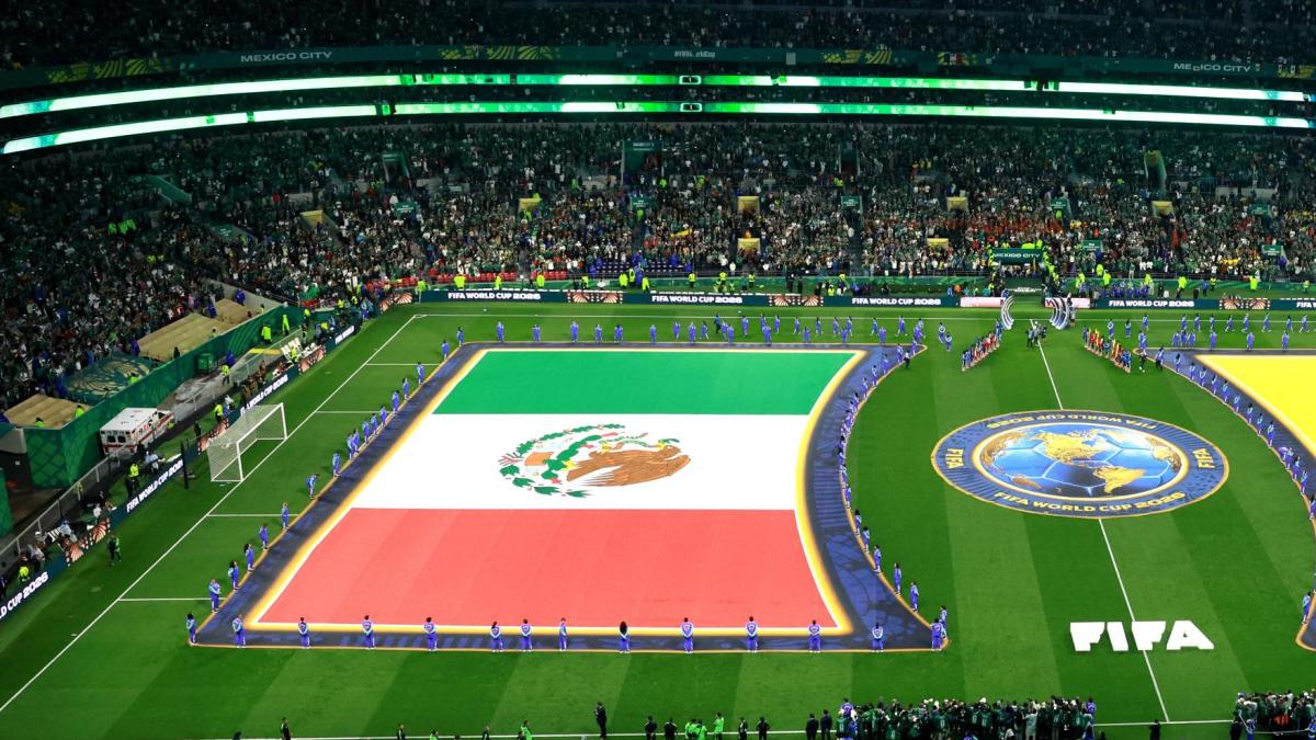 Mundial 2026: "Llévenme al Azteca", el deseo a todo pulmón de dos leyendas de Inglaterra