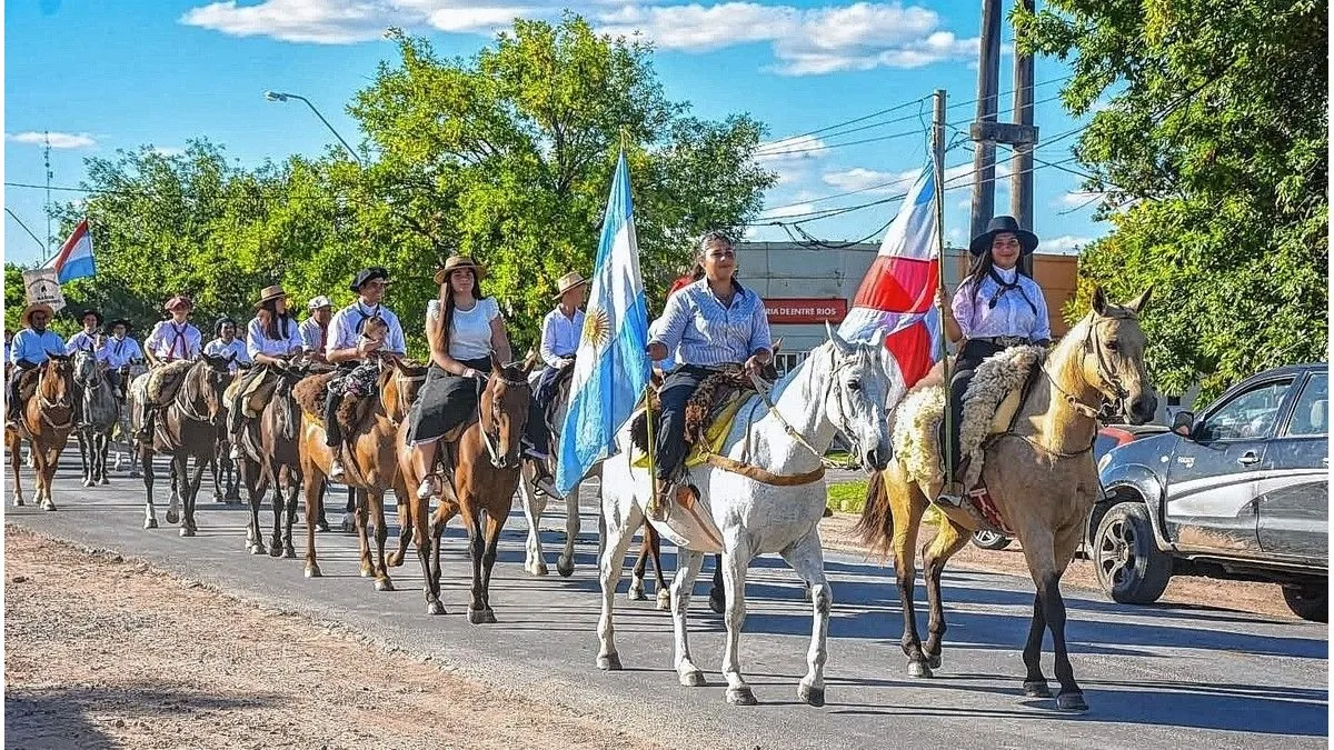 General Ramírez celebrará el Día de la Independencia con locro, música y danza en una gran fiesta patria