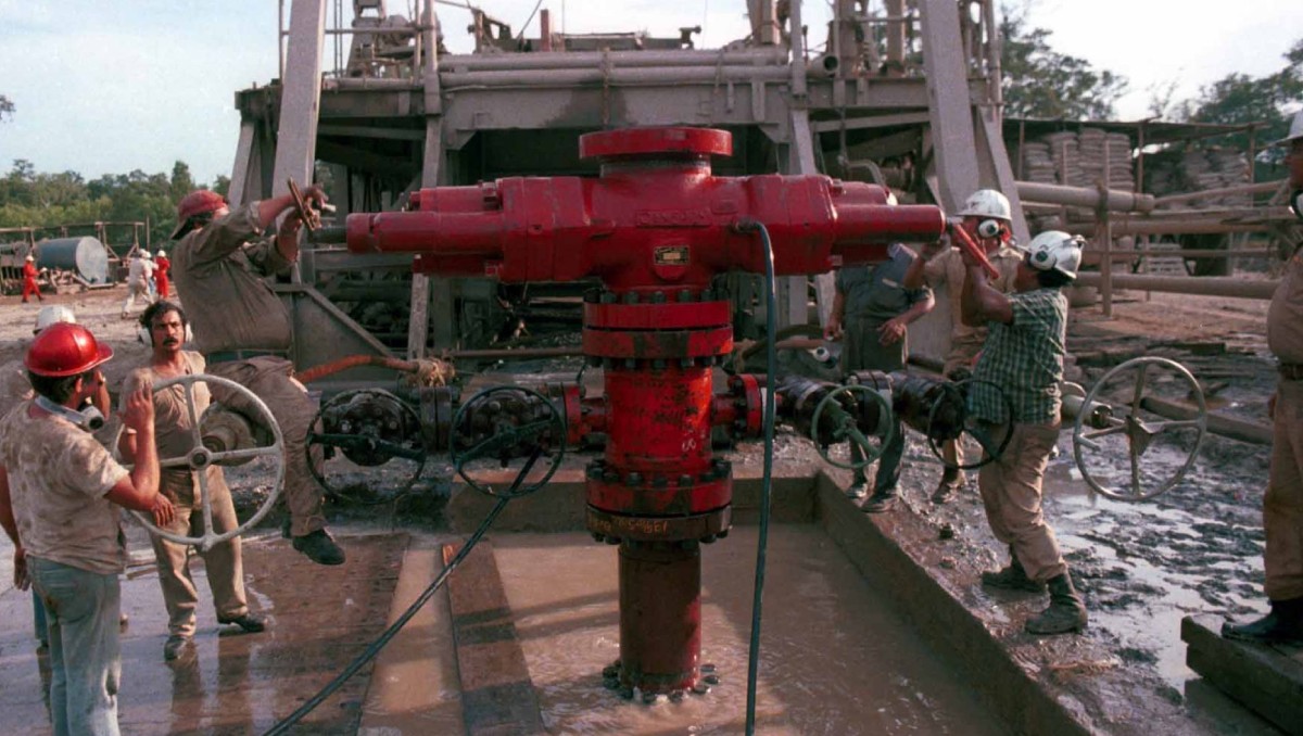 Precio del gas natural importado de EU cae a mínimo histórico