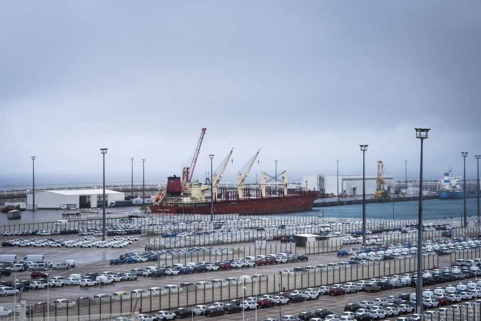 España dispara la compra de diésel a Marruecos entre denuncias de que viene de Rusia