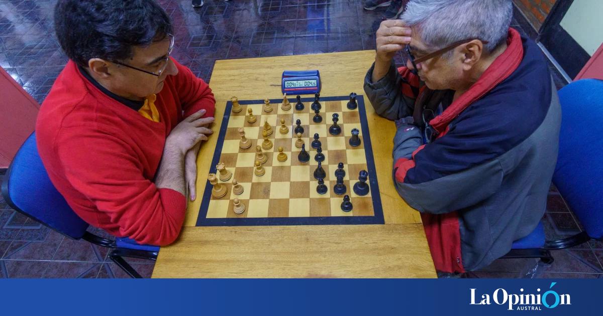 ADAR celebró un doble aniversario con una jornada de ajedrez en su sede