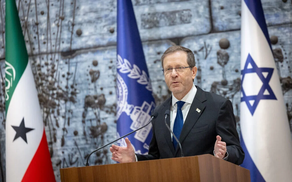 Herzog, AG, opposition assail government for declaring it will disobey High Court