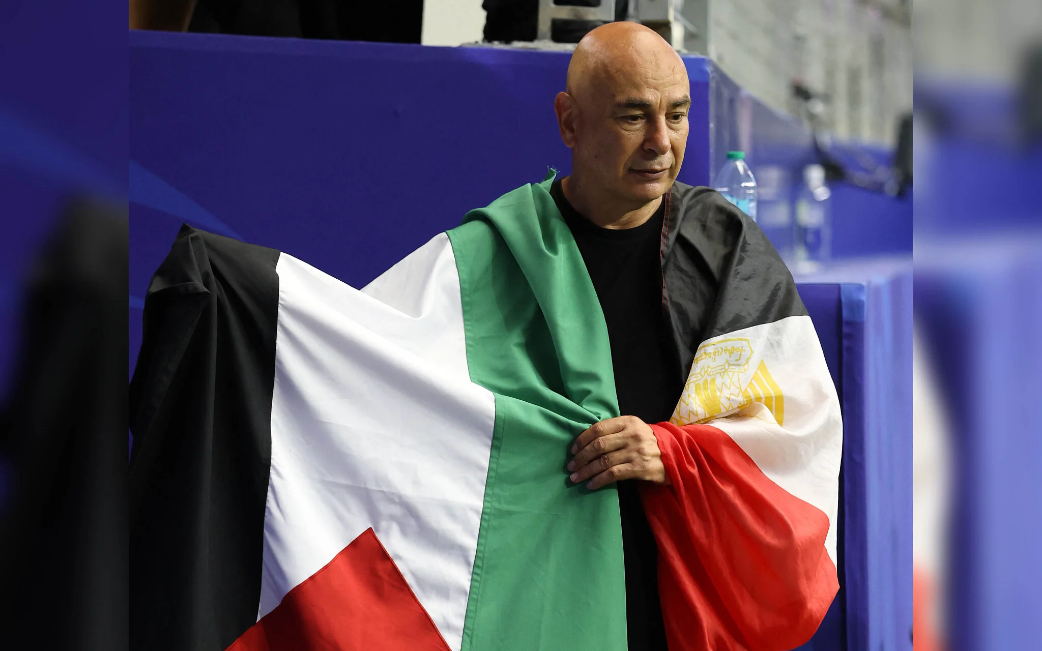 Egypt's manager raises Palestinian flag after World Cup knockout win