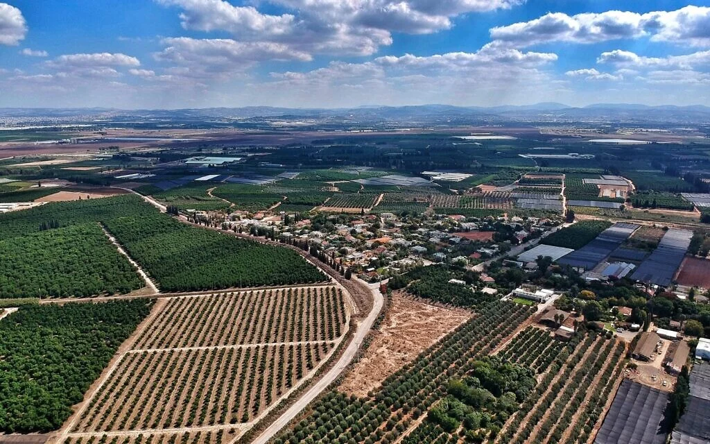 Push for gas-fired power plants throws rural Israel into turmoil