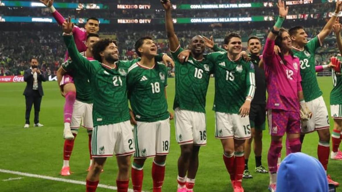 "No porque los ecuatorianos jueguen en Europa eran mejor que nosotros": Julián Quiñones