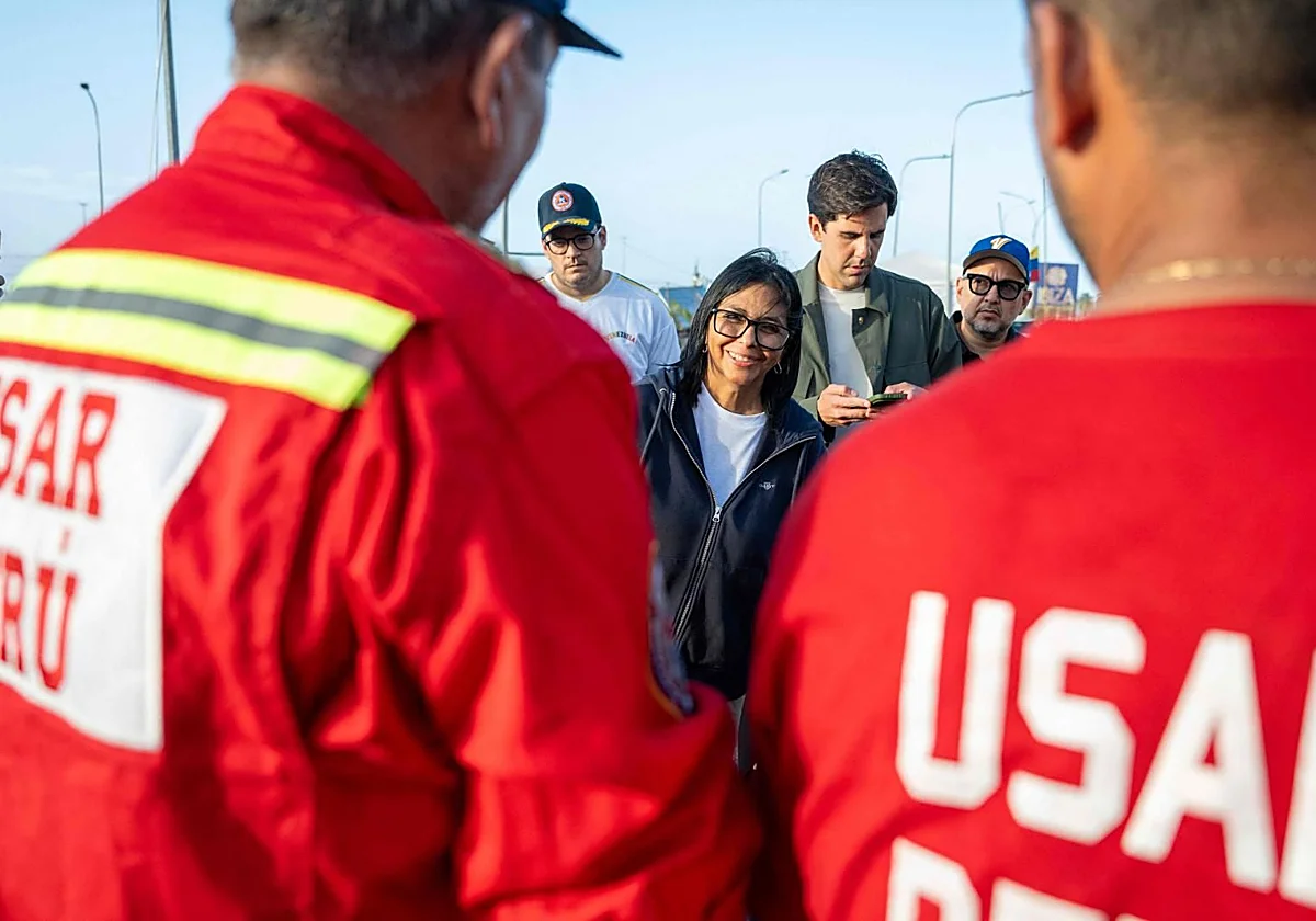 Delcy cumple el plazo como presidenta interina de Venezuela sin renunciar y apoyada por Trump