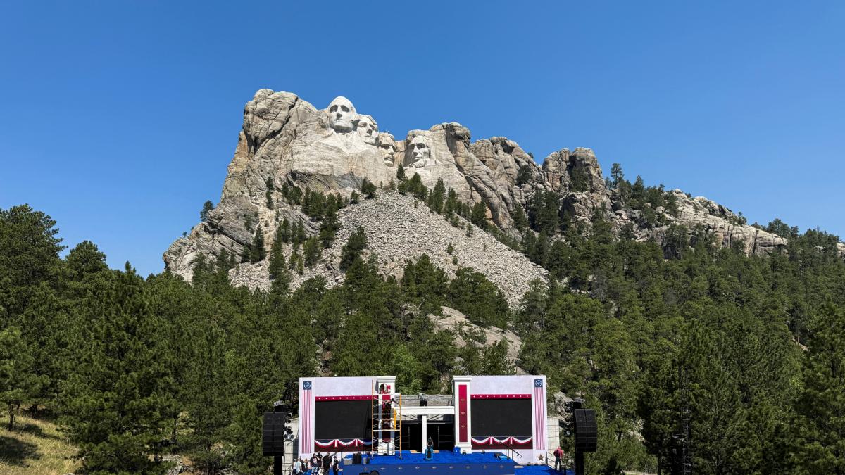 Trump iniciará celebraciones del 250 aniversario de la Independencia de EU en el Monte Rushmore