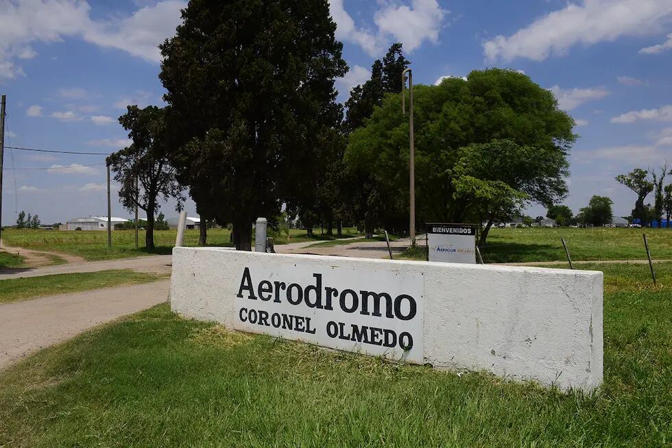 Un instructor de vuelo murió en Córdoba al caer de una avioneta: su alumna pudo aterrizar