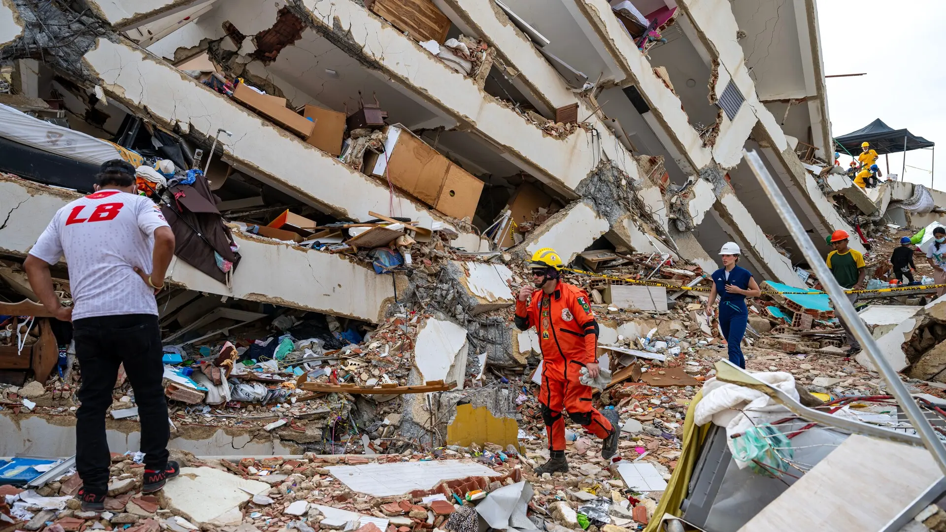 El número de españoles muertos en los terremotos de Venezuela asciende a 26