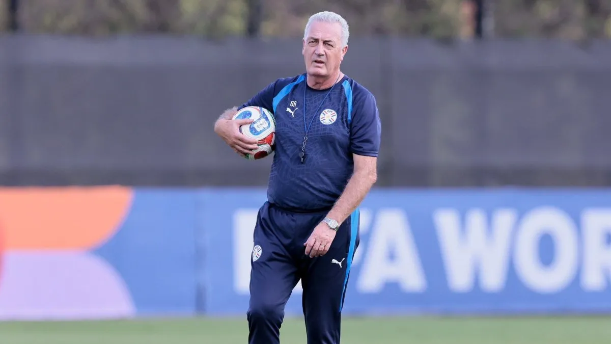 "Una tormenta eléctrica": la particular metáfora de Gustavo Alfaro para analizar Paraguay vs. Francia