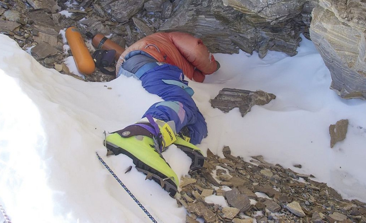 Identificaron el cuerpo de un alpinista que murió hace 30 años en el Everest