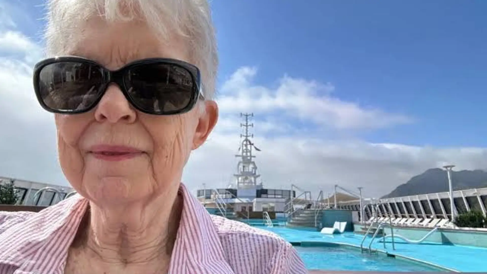 De las aulas al mar: una profesora recién jubilada deja su casa para vivir en un crucero