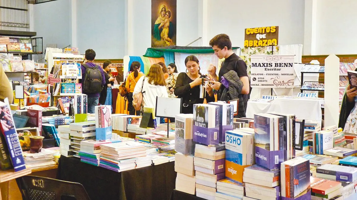 Letras, cultura y homenajes en la Feria Provincial del Libro en Oberá