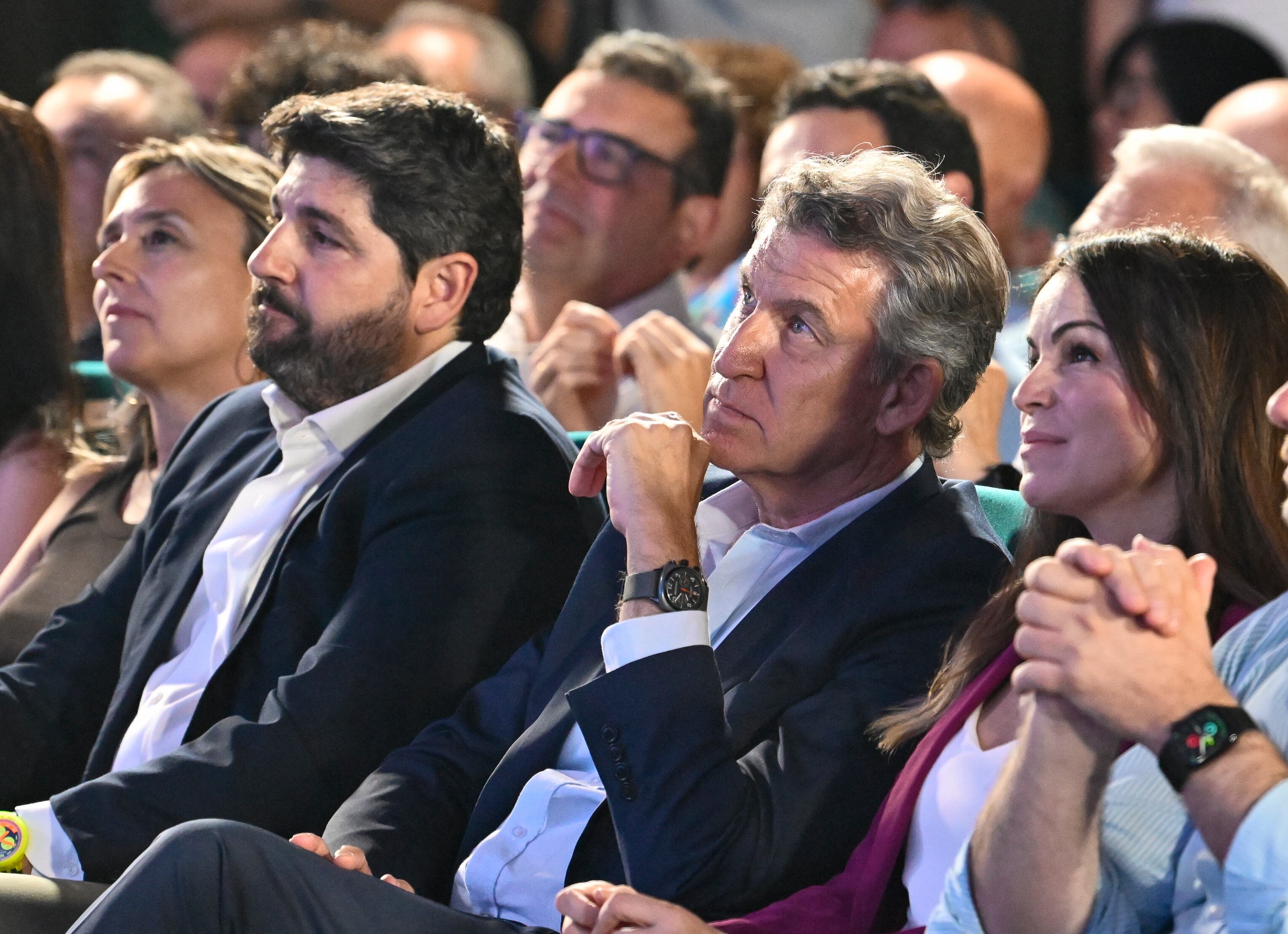 El PP modula su mensaje sobre la 'ley de nietos': apoya nacionalizar a todos los descendientes pero con una ley con "rigor"