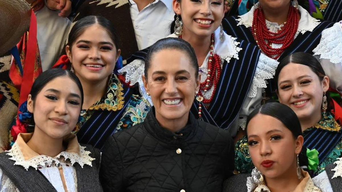 Claudia Sheinbaum desea suerte a la Selección Mexicana en su partido contra Inglaterra