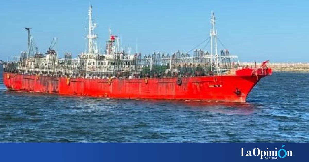 Consejo Federal Pesquero: Santa Cruz apoyó la licitación de 18 permisos de pesca para el calamar