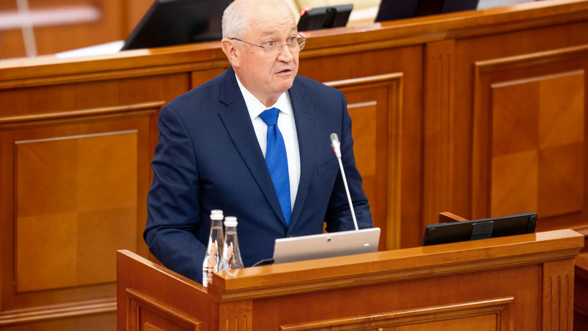 Dimite el primer ministro de Moldavia, Alexandru Munteanu