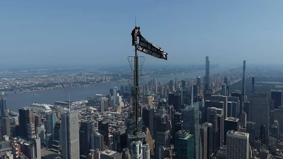Quiénes son los escaladores que burlaron la seguridad del Empire State y ahora enfrentan 8 cargos penales