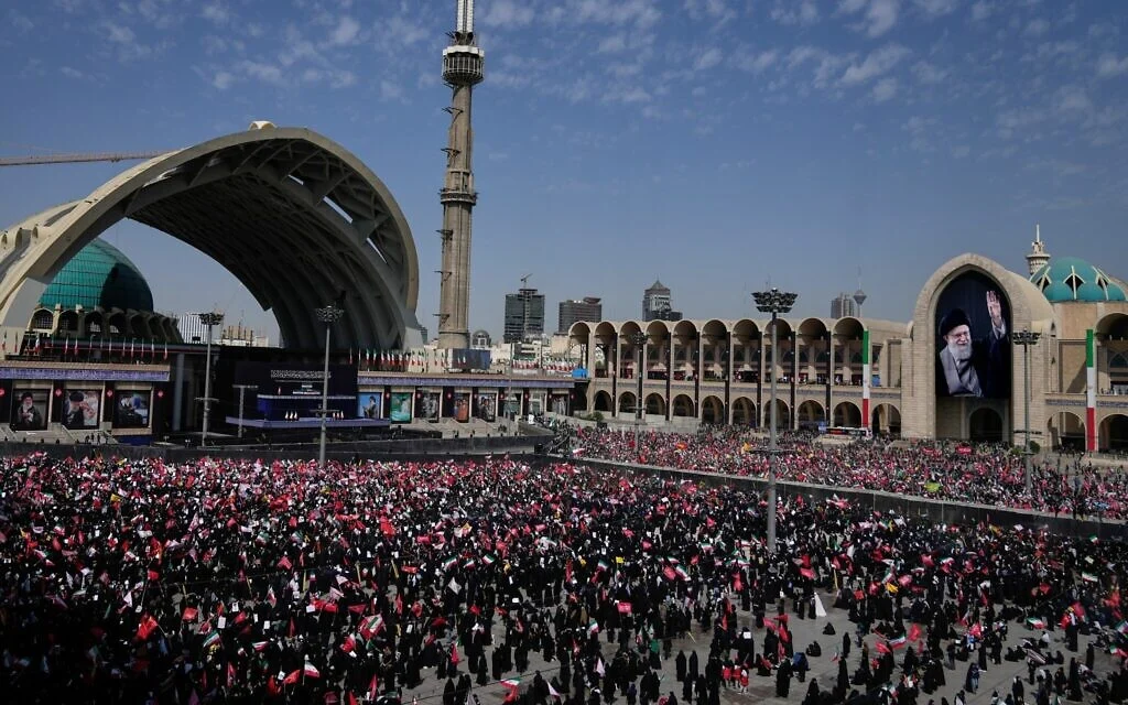 Mourners chant 'death' to America and Israel as Iran begins days-long Khamenei funeral