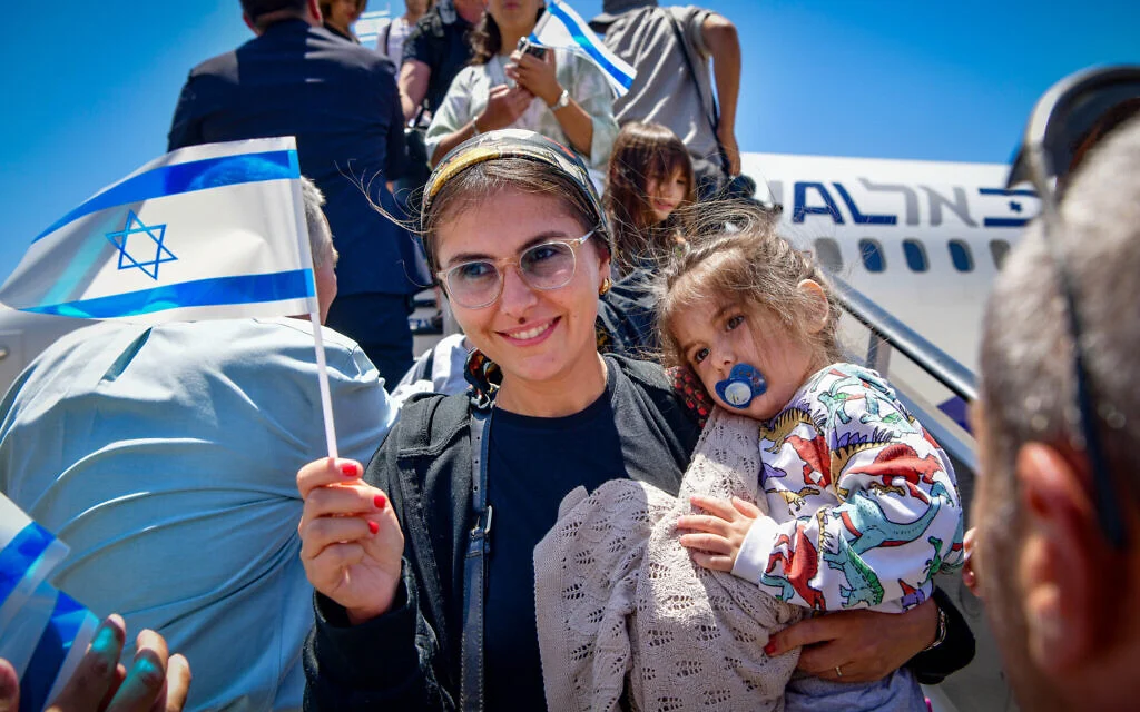 Israel eases licensing barriers for new immigrant psychologists