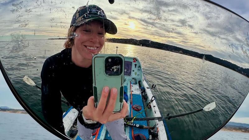 Female American rower completes record-breaking solo journey from California to Hawaii