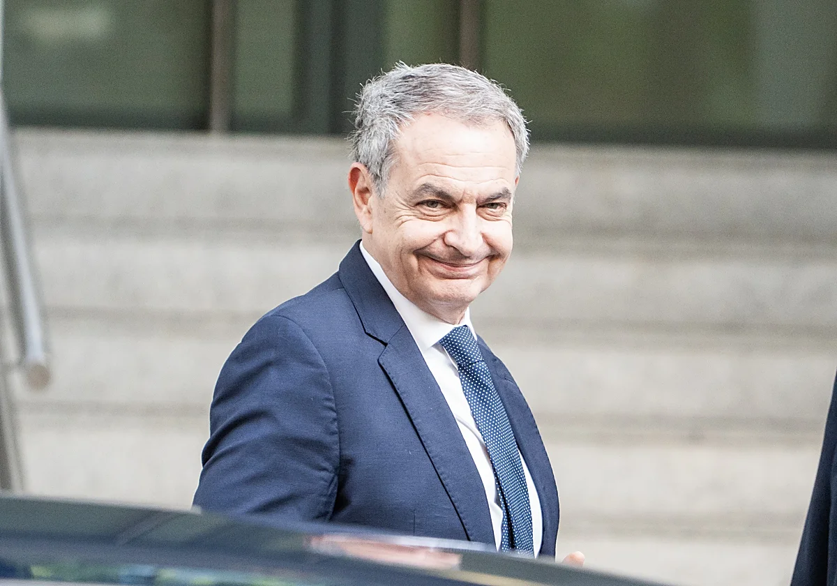 El juez pregunta a Fiscalía si procede paralizar la inspección de Hacienda a Zapatero y su familia durante la instrucción