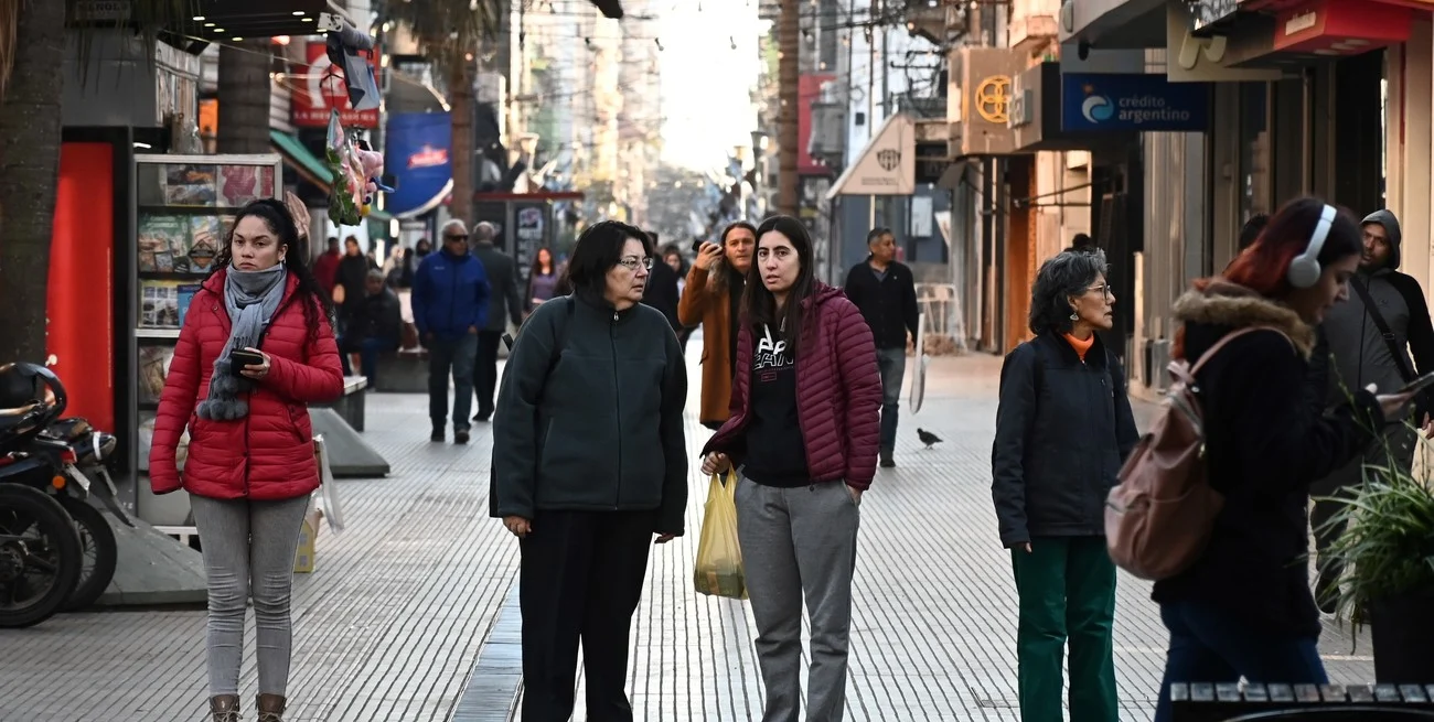 Jueves frío en la ciudad de Santa Fe